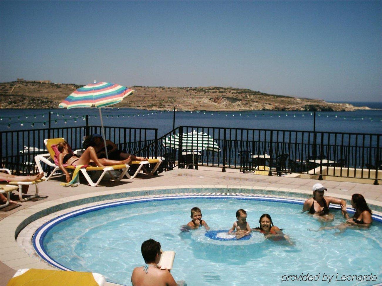 The Mediterranea Hotel & Suites St. Paul's Bay Dış mekan fotoğraf