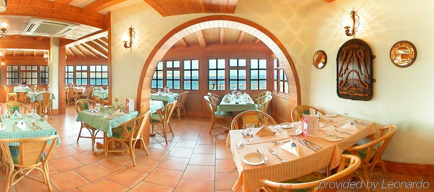 The Mediterranea Hotel & Suites St. Paul's Bay Dış mekan fotoğraf