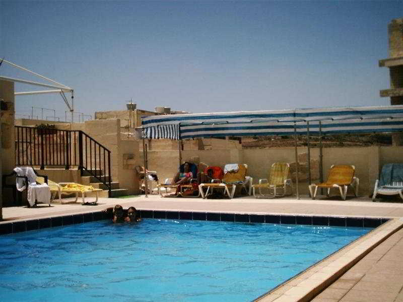 The Mediterranea Hotel & Suites St. Paul's Bay Konforlar fotoğraf