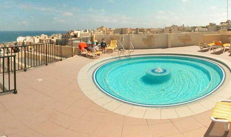 The Mediterranea Hotel & Suites St. Paul's Bay Konforlar fotoğraf